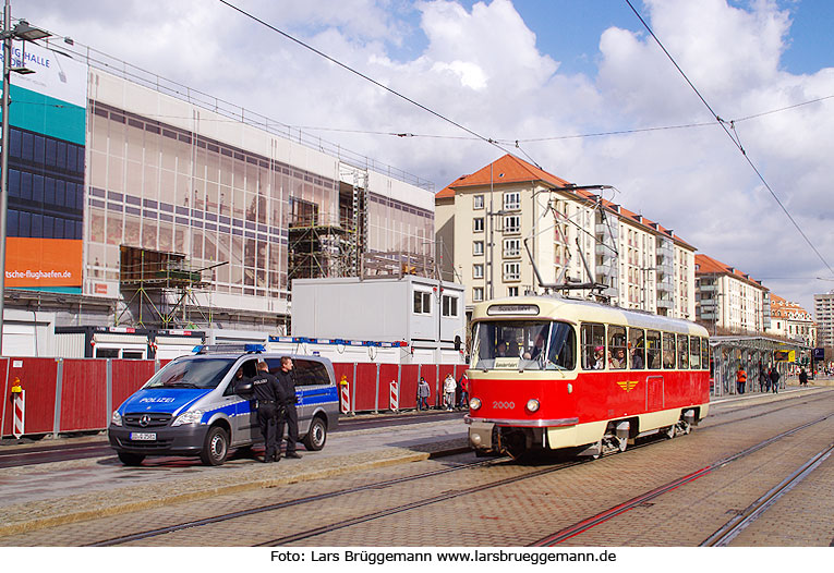 Dresden Haltestelle Altmarkt Museumswagen Straßenbahn