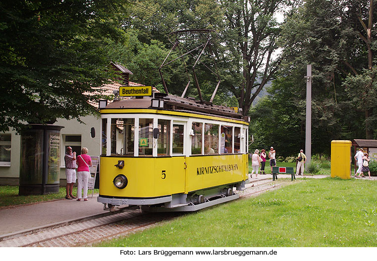 Der Traditionswagen 5 der Kirnitzschtalbahn in Bad Schandau