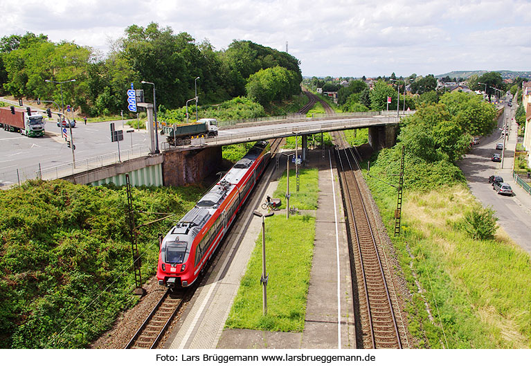 Der Bahnhof Dresden-Kemnitz mit einer Hamsterbacke