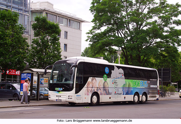 Foto Onebus am Hauptbahnhof Dresden an der Fernbushaltestelle