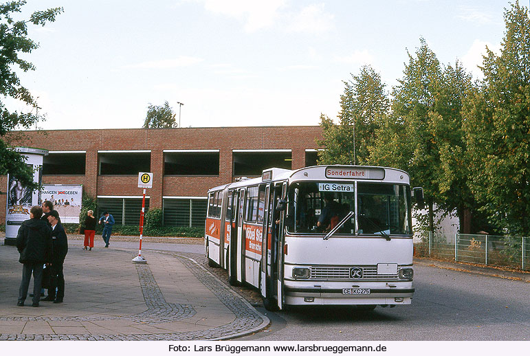 Setra Museumsbahn an der U-Bahn-Haltestelle Steinfurter Allee in Hamburg