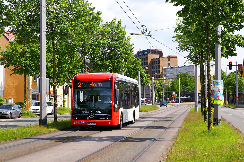 Ein Elektrobs der BSAG an der Haltestelle Trinidadstraße in Bremen