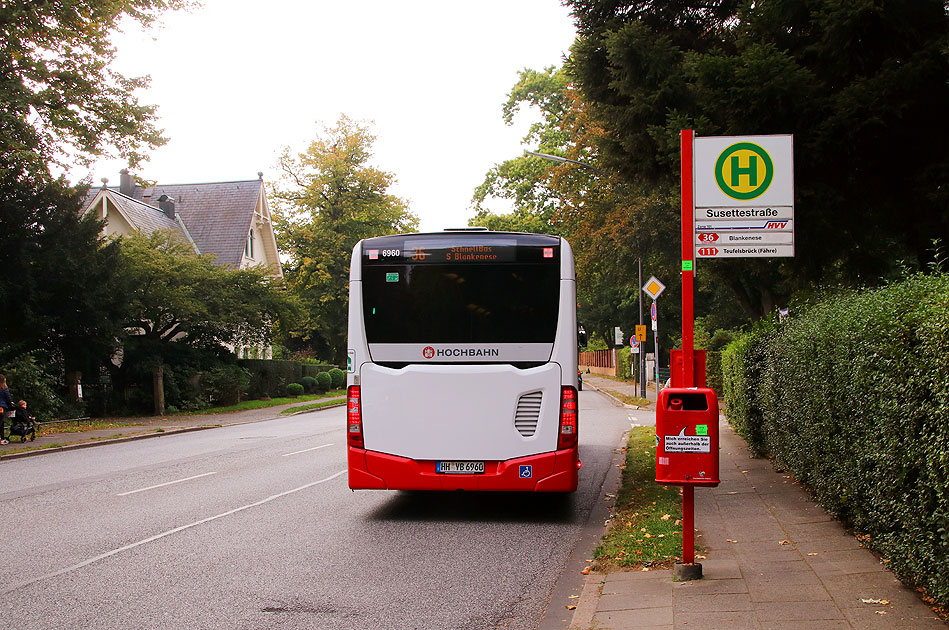 Die Haltestelle Susettestraße in Hamburg-Altona / Ottensen