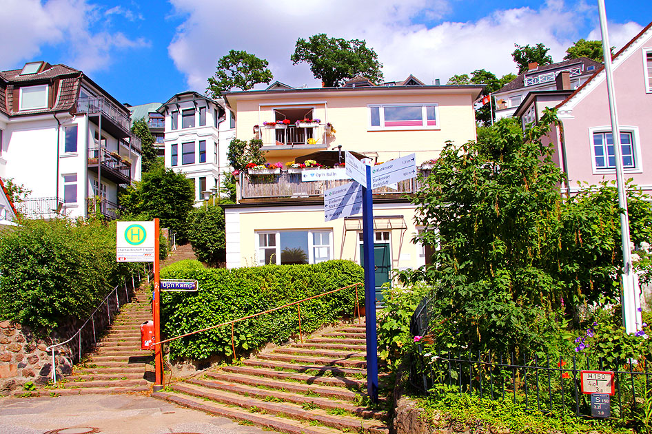 Die Bushaltestelle Charitas-Bischof-Treppe