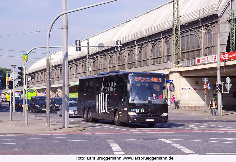 Foto Hellö Bus in Dresden Hbf auf der Fahrt von Berlin nach Wien