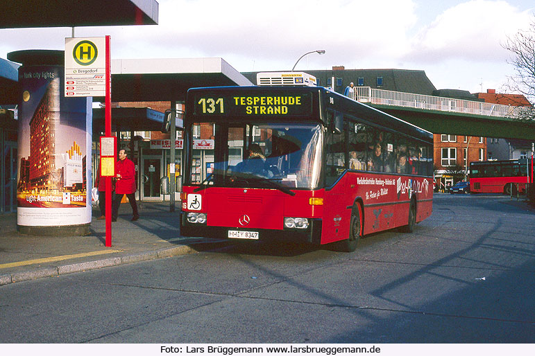 Ein VHH-Bus auf dem Busbahnhof in Hamburg-Bergedorf