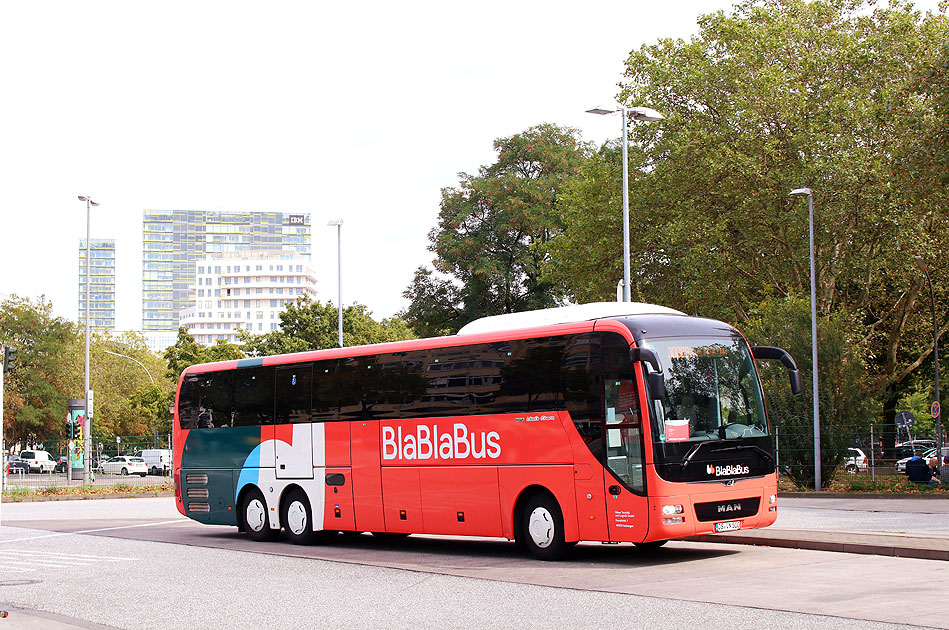 Ein Blablabus in Hamburg auf dem ZOB