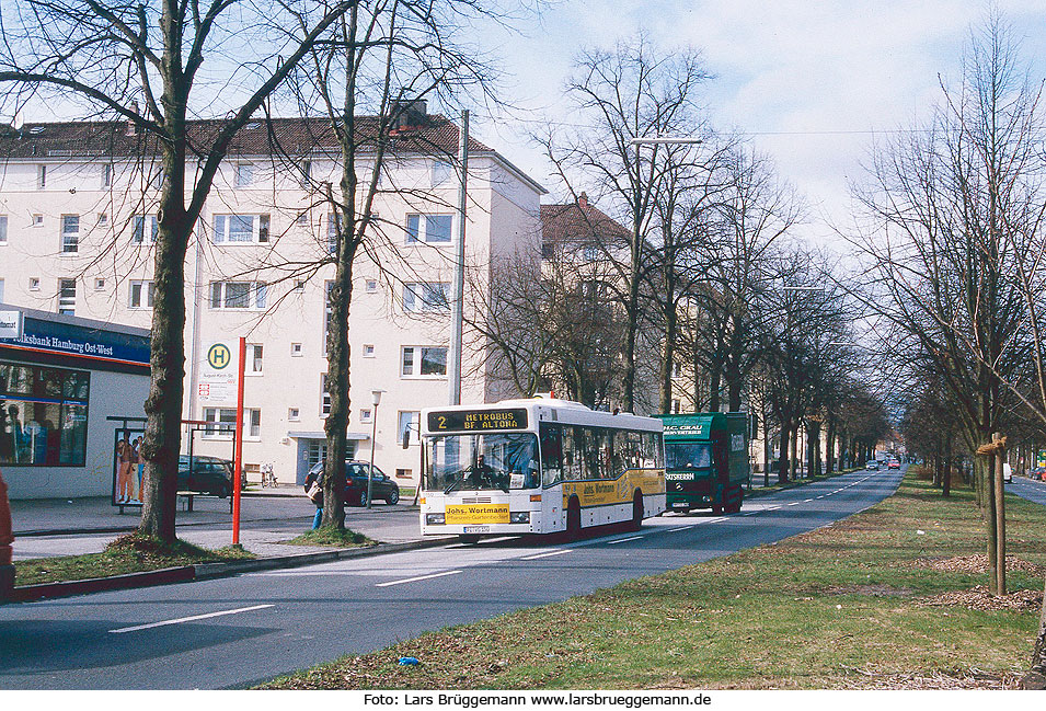 Die Bushaltestelle August-Kirch-Straße in Hamburg