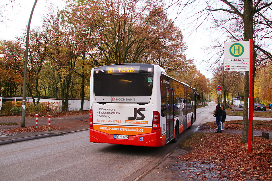 Die Bushaltestelle Händelstraße in Hamburg-Bahrenfeld