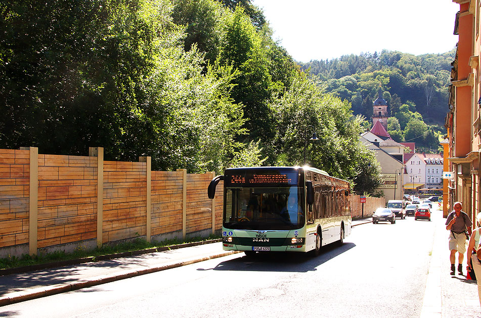 Ein RVSOE Bus am Bahnhof K&ouml;nigstein (S&auml;chsische Schweiz)