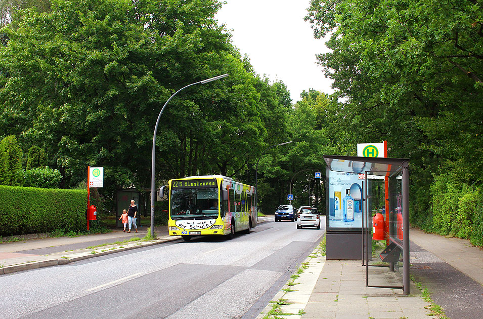 Ein VHH Bus an der Haltestelle Flurkamp