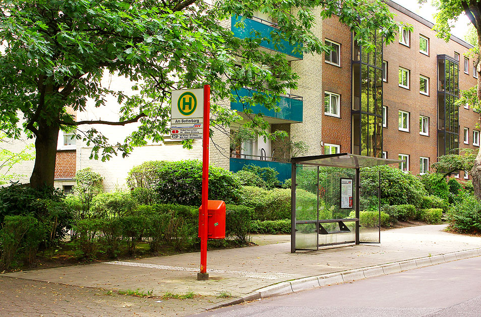 Die Bushaltestelle Am Botterbarg in Hamburg-Iserbrook