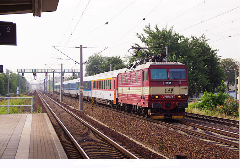 CD Knödelpresse am Bahnhof Dresden-Dobritz