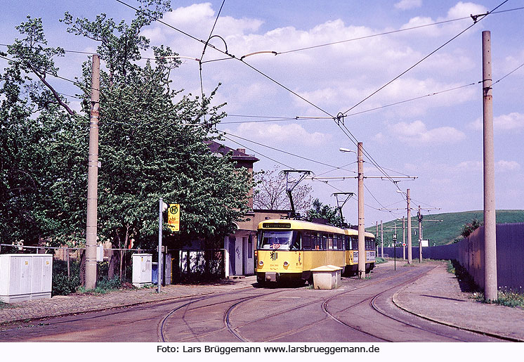 Die Straßenbahn in Dresden - Haltestelle Friedrichstadt Vorwerkstraße