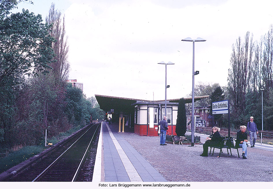 Der Bahnhof Schönholz der Berliner S-Bahn