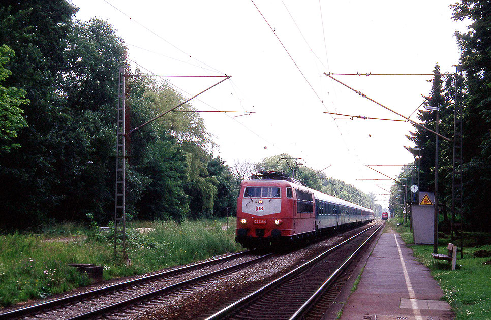 Die DB Baureihe 103 im Bahnhof Prisdorf
