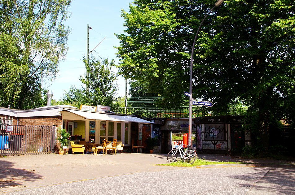 Der Bahnhof Diebsteich der Hambuerger S-Bahn - hier soll der Bahnhof Altona Nord entstehen