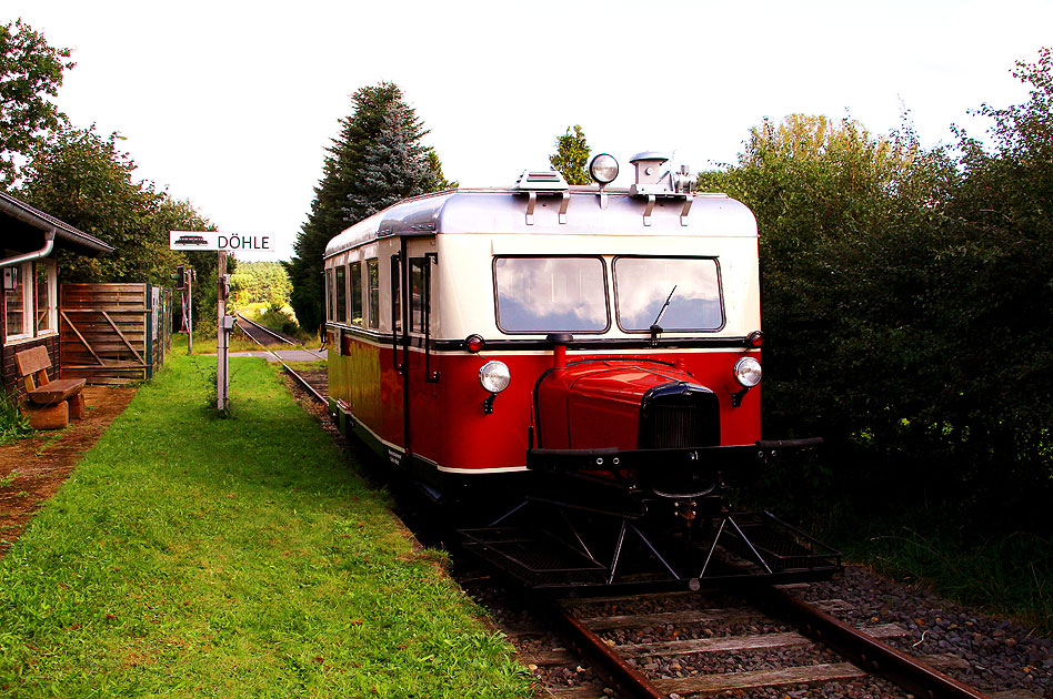 Hersteller Waggonfabrik Wismar: Wismarer Schienenbus der OHE DT 0508 in Döhle