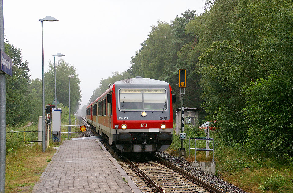Der Haltepunkt B&uuml;senbachtal an der Heidebahn mit einem 628