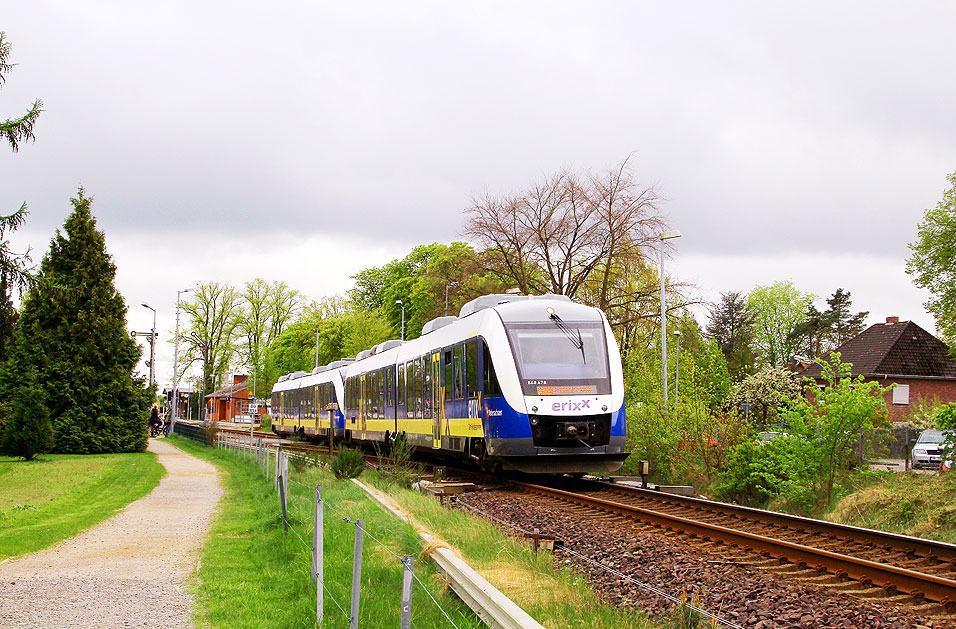 Zwei Erixx Lint am Bahnhof Schneverdingen