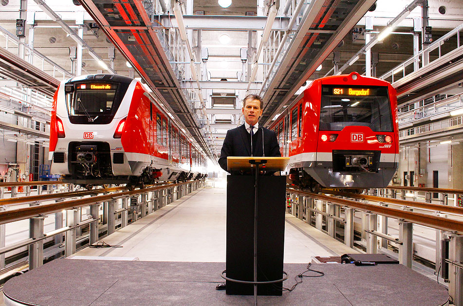 Das S-Bahn-Werk Hamburg-Stellingen mit Kay Uwe Arnecke dem Geschäftsführer der S-Bahn Hamburg GmbH
