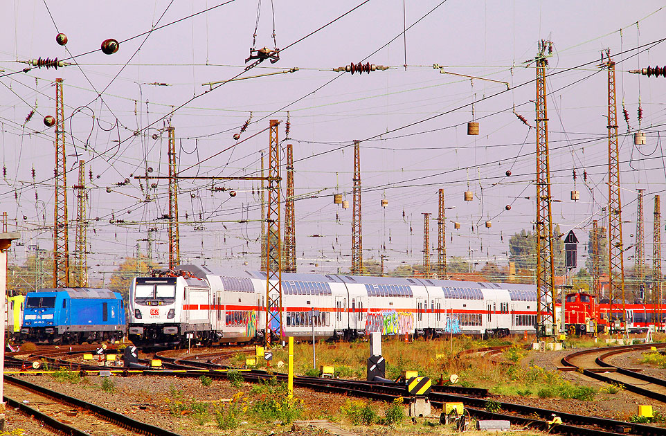 DB Baureihe 147 mit einem IC in Leipzig Hbf