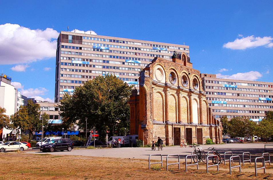 Der Anhalter Bahnhof in Westberlin