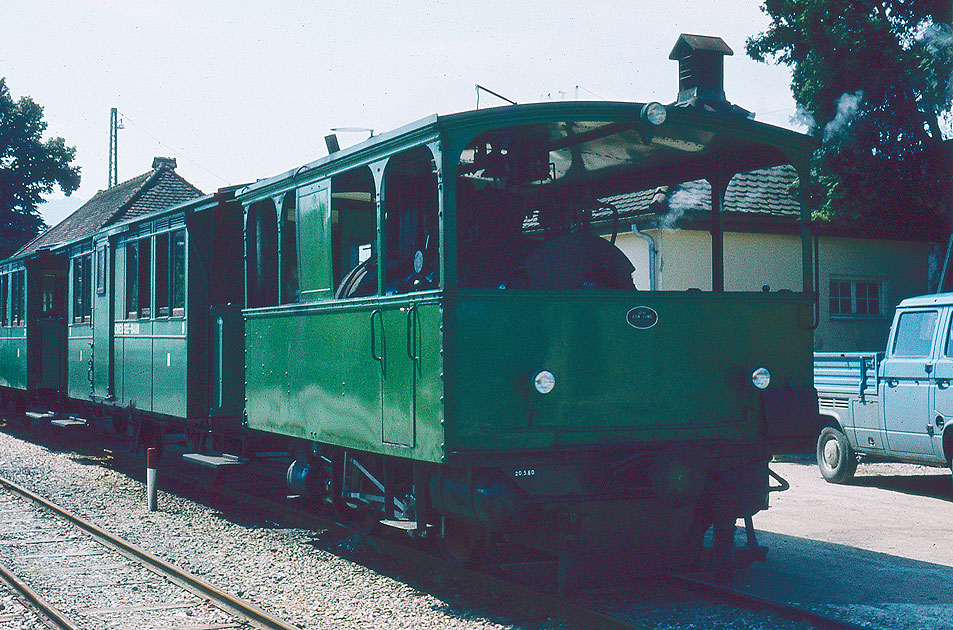 Die Dampflok der Chiemseebahn in Prien Bahnhof