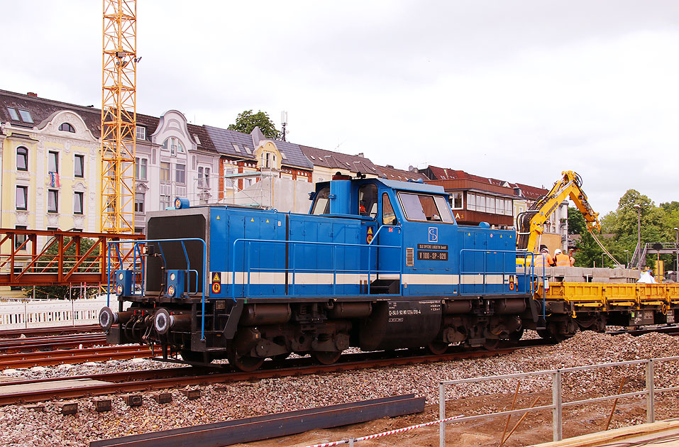 Baureihe 214 von Spitzke im Bahnhof Hamburg-Altona