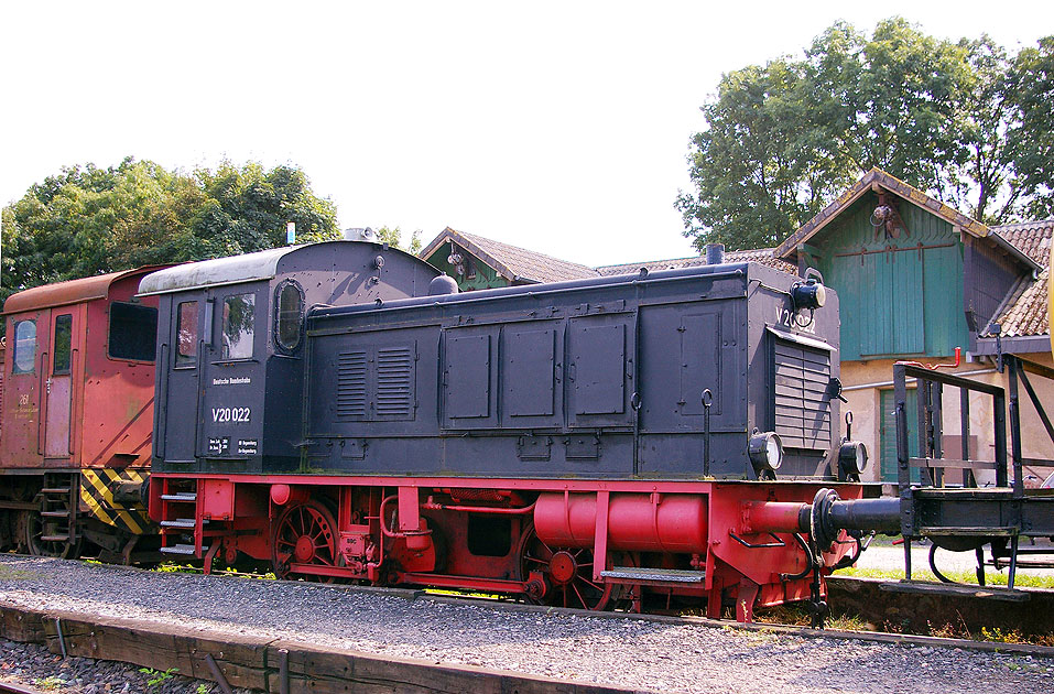 Die DB Baureihe 270 vormals V20 im Bahnhof Almstedt-Segeste