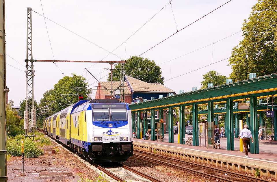 Ein Metronom Zug im Bahnhof Stade heute Start