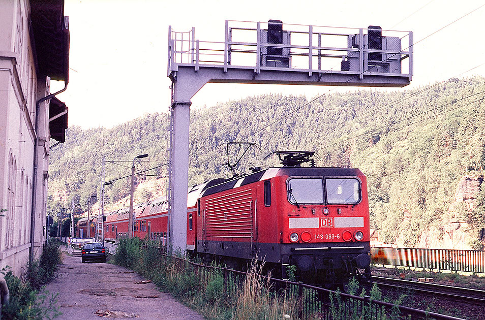 Die S-Bahn Dresden im Bahnhof Schöna - Baureihe 143