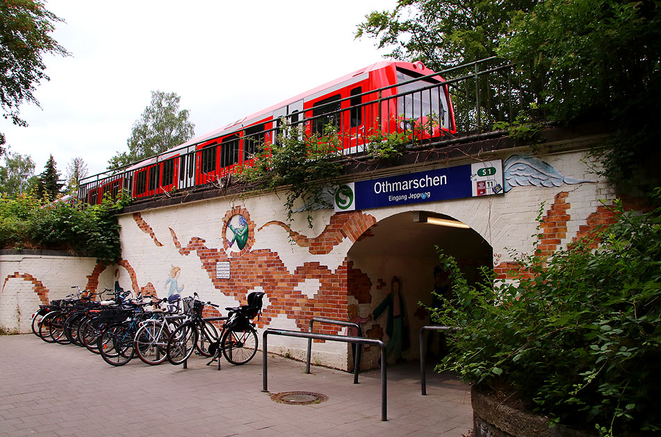 Der Eingang Jeppweg vom Bahnhof Othmarschen der Hamburger S-Bahn