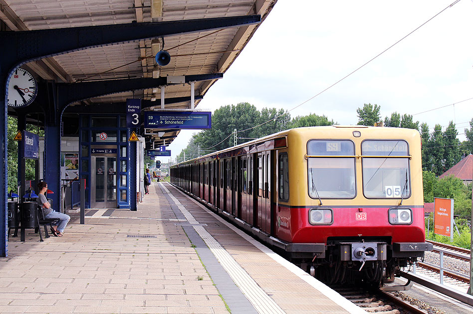 Der Bahnhof Plänterwald der Berliner S-Bahn