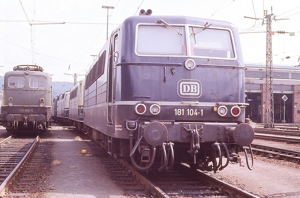 DB Mehrsystemlok Baureie 181 - im Bw Saarbrücken