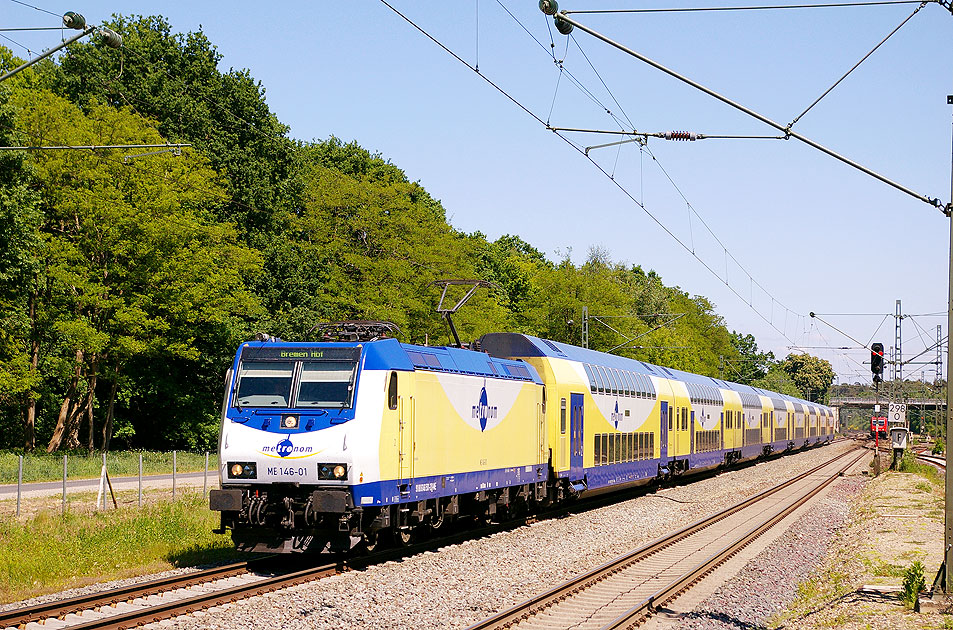 Ein Metronom im Bahnhof Lauenbrück