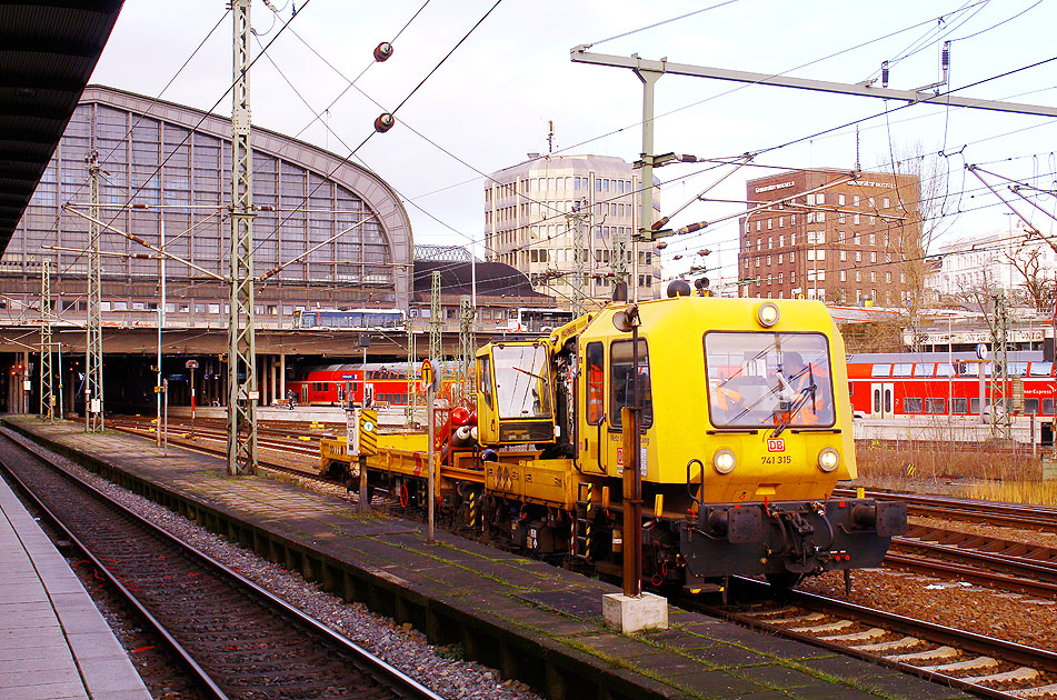 Die DB Baureihe 741 Gleisarbeitsfahrzeug Schweres Nebenfahrzeug Nummer 97 17 53 103 18-5