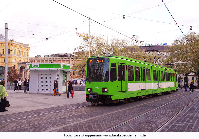 Die Üstra Stadtbahn in Hannover am Hbf