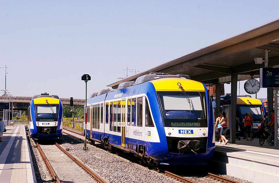 HEX Lint Triebwagen im Bahnhof Halberstadt