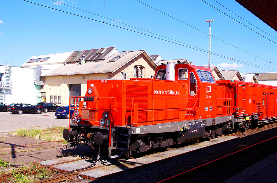 Die Tunnelhilfszuglok 714 106 im Bahnhof Fulda