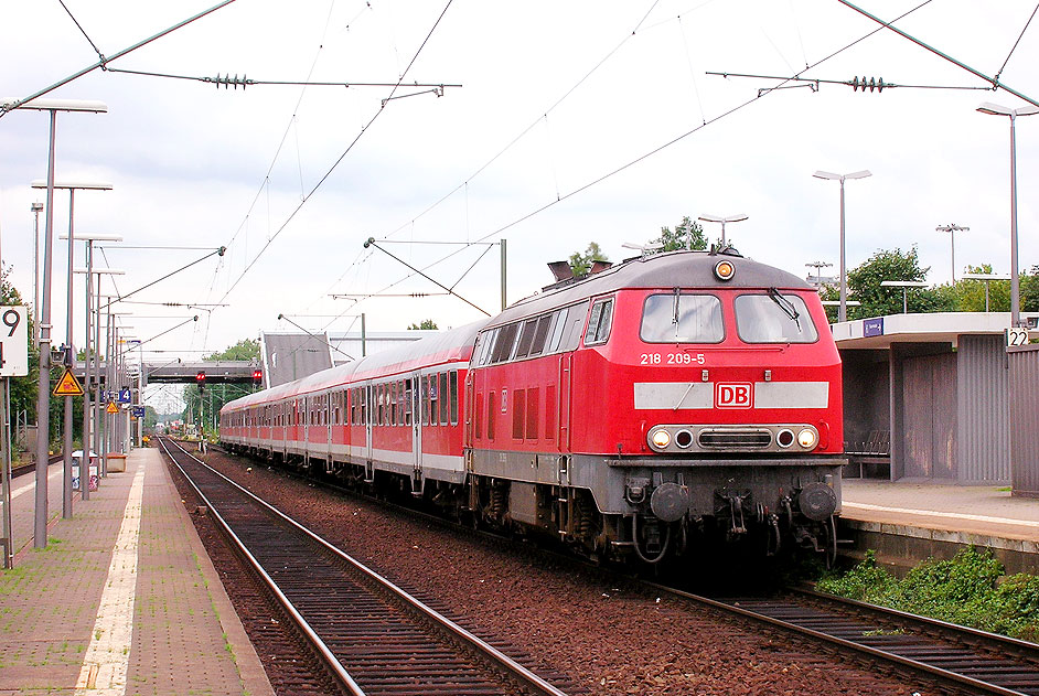 DB Baureihe 218 in Hamburg-Neugraben