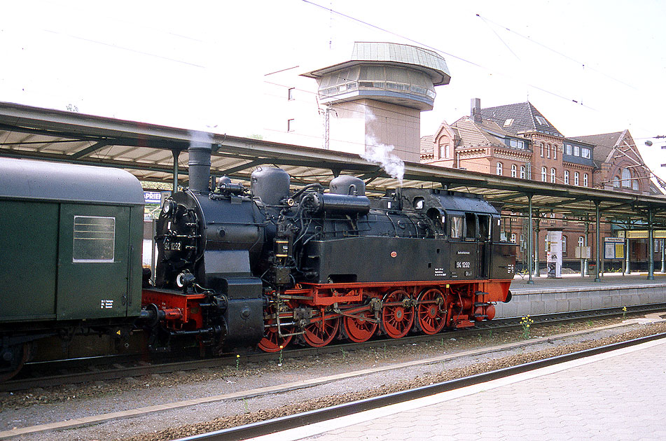 Die Dampflok 94 1292 im Bahnhof Hamburg-Harburg