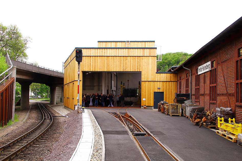 Der neue Lokschuppen in Freital-Hainsberg von der SDG