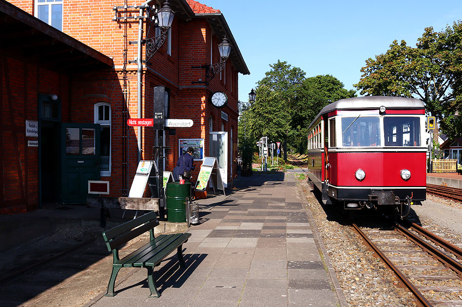 Der T 44 vom DEV vormals Euskirchener Kreisbahn und Inselbahn Juist