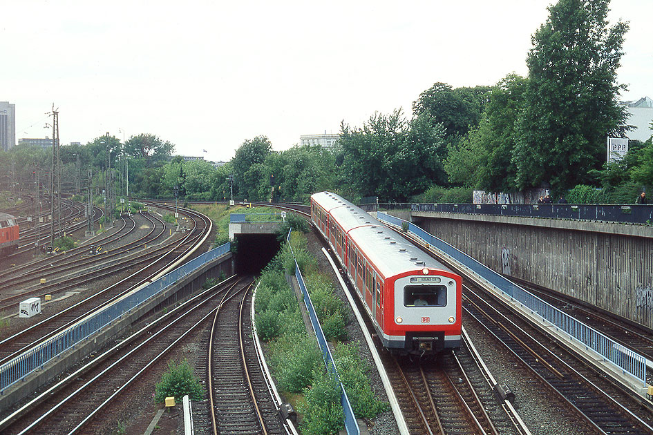 Der 472 250 am Hamburger Hbf