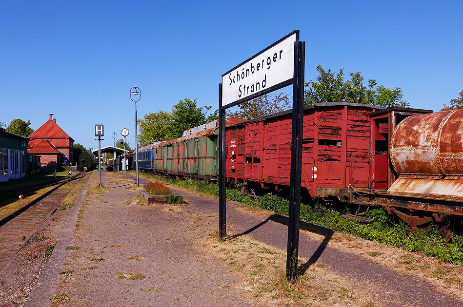 Der Bahnhof Schönberger Strand an der Ostsee