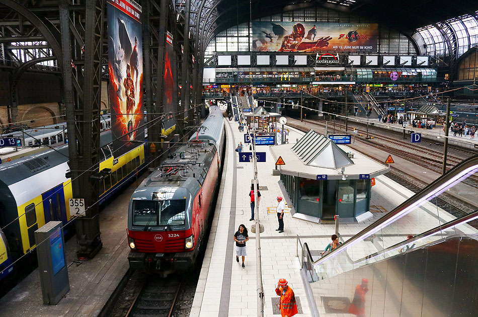 Die DSB Baureihe EB im Hamburger Hauptbahnhof aus Kopenhagen H