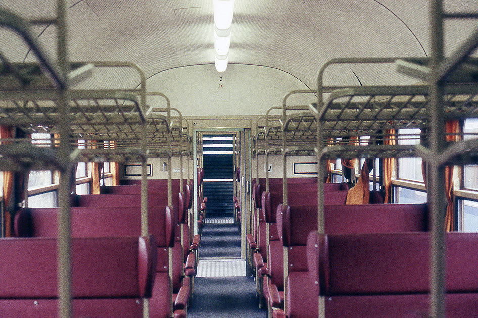 Bundesbahn Silberling von innen