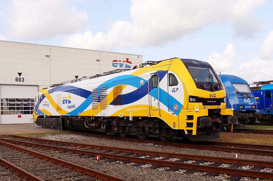 Die EVB Lok Zelos mit der Loknummer 2159 231-0 im Bw Bremervörde eine Stadler Eurodual-Lok