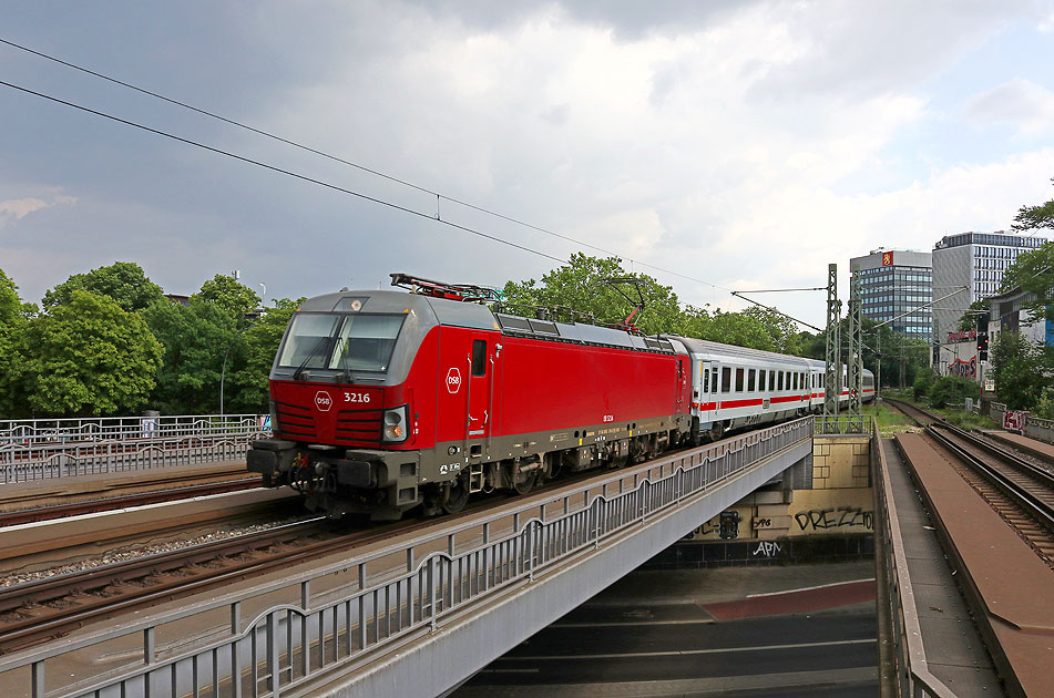 Die DSB Baureihe EB im Bahnhof Hamburg Dammtor